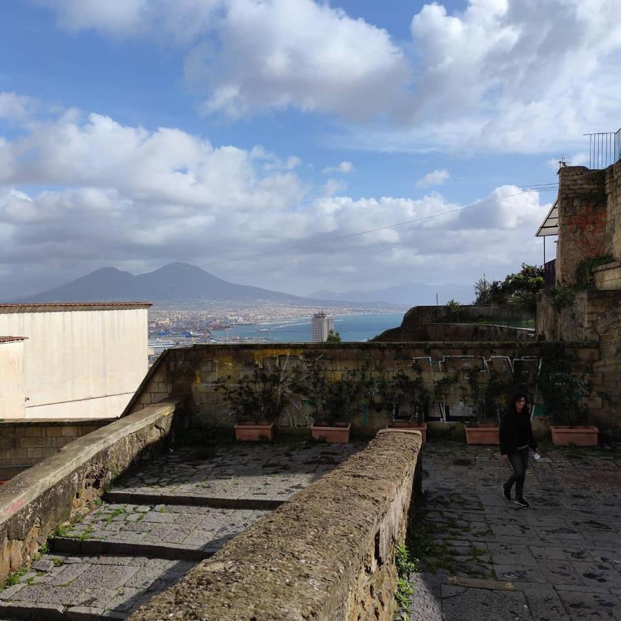 Borgo Santa Lucia Apartment Napoli Bagian luar foto